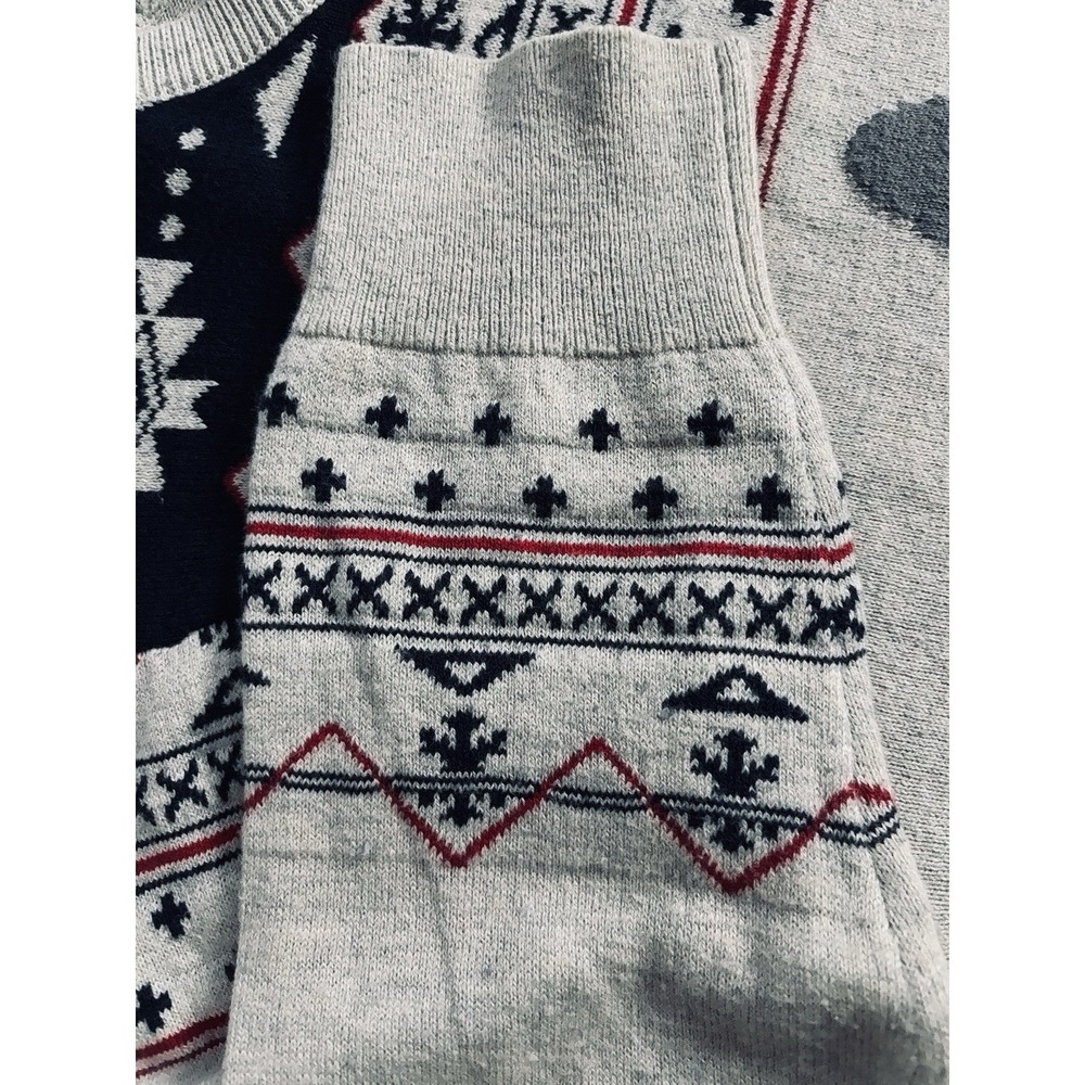 On The Byas Mens Small Gray Navy Red Fair Isle Holiday Graphic Wolf Knit Sweater - Picture 7 of 14